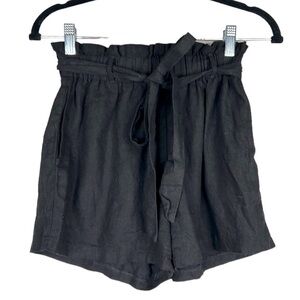 Heart & Hips Black Paperbag Waist Front Tie Shorts Size Medium